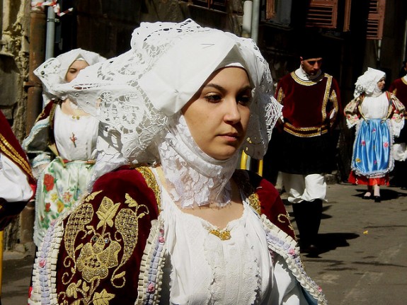 Dräktparaden under Festa di Sant'Efisio